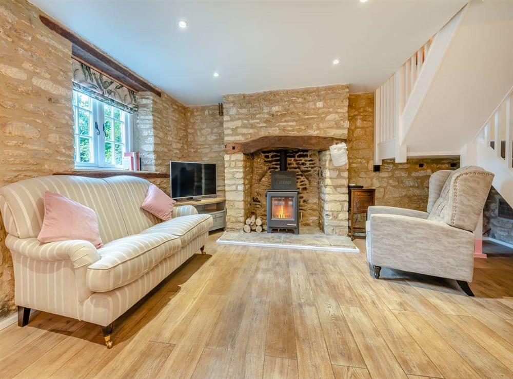Living area at Patience Cottage in Milton-Under-Wychwood, Oxfordshire