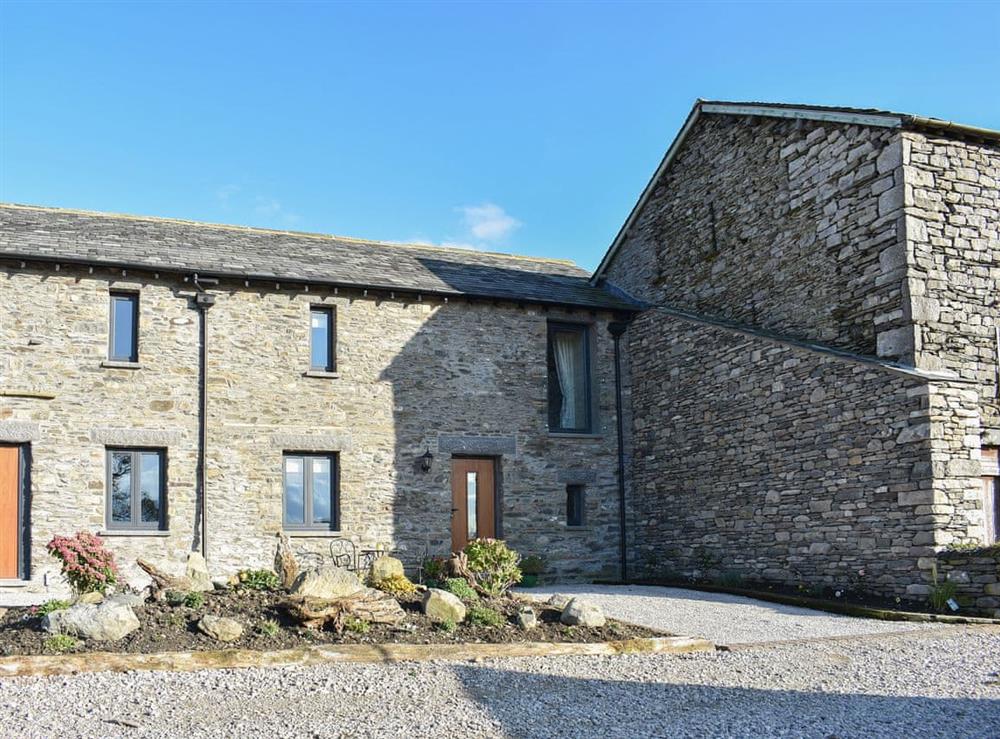 Substantial stone-built far complex at Drovers Cottage, 