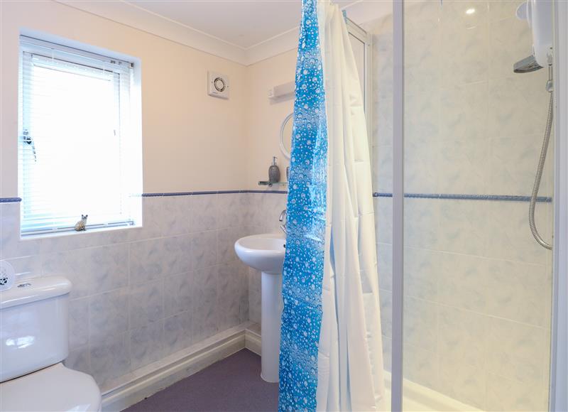 This is the bathroom at Paws-A-While, Hoveton & Wroxham