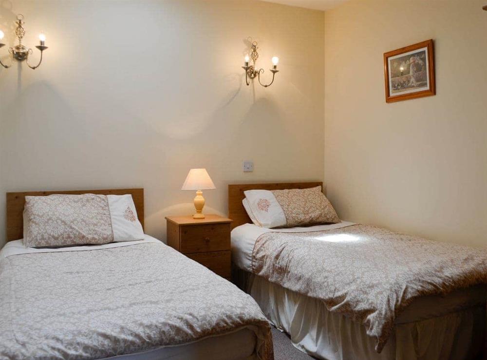 Comfy twin bedroom at Peace in Sorbie, Newton Stewart., Wigtownshire