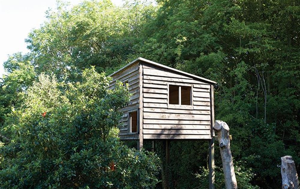 Children's treehouse in the garden at Peak Hill Cottage, Theberton