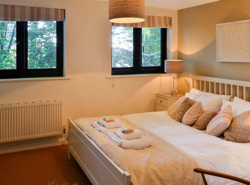 Bedroom with kingsize bed at Peakaboo in Sidmouth, Devon., Great Britain