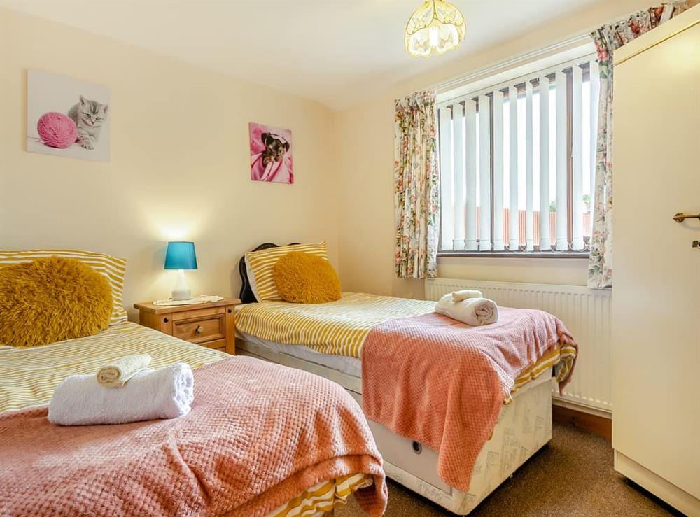 Twin bedroom (photo 2) at Pear Tree Cottage in Banham, Norfolk