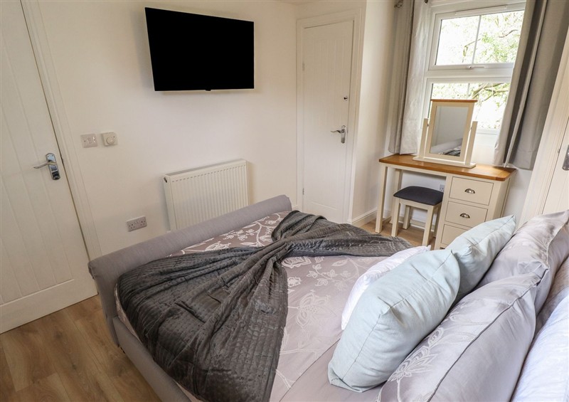 Bedroom (photo 2) at Pear Tree Lodge, Huttoft