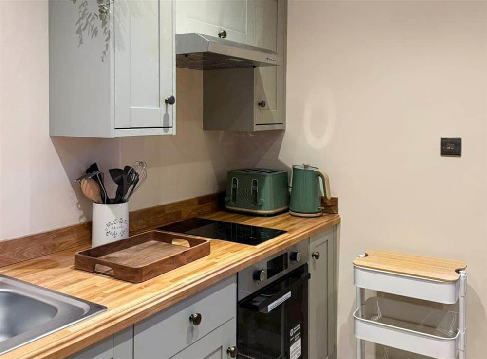 Kitchen (photo 2) at Peartree Cottage in Antrobus, Cheshire
