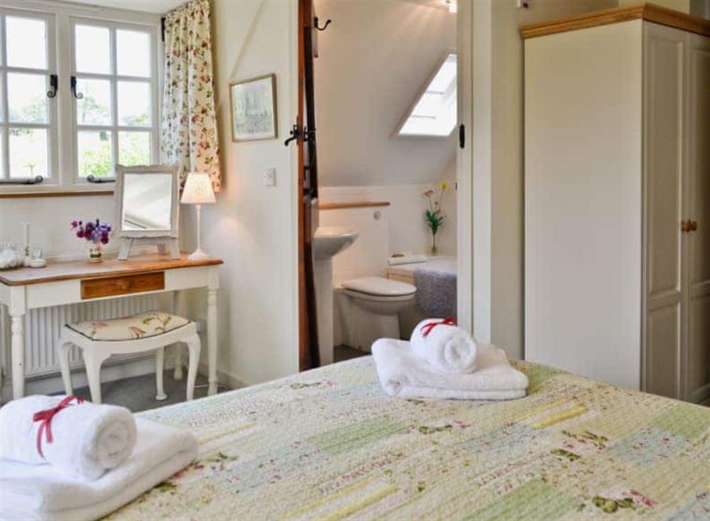 En-suite at Peartree Cottage in 