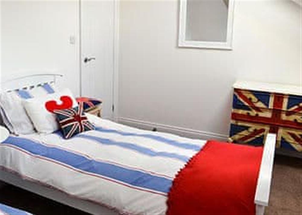 Twin bedroom at Pebble Cottage in Cullercoats, near Tynemouth, Tyne And Wear