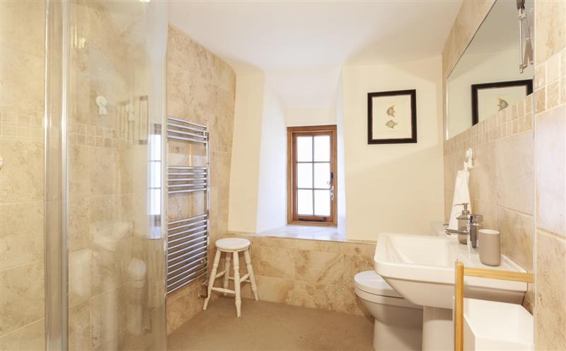 The bathroom at Pebble Cottage, Dunster