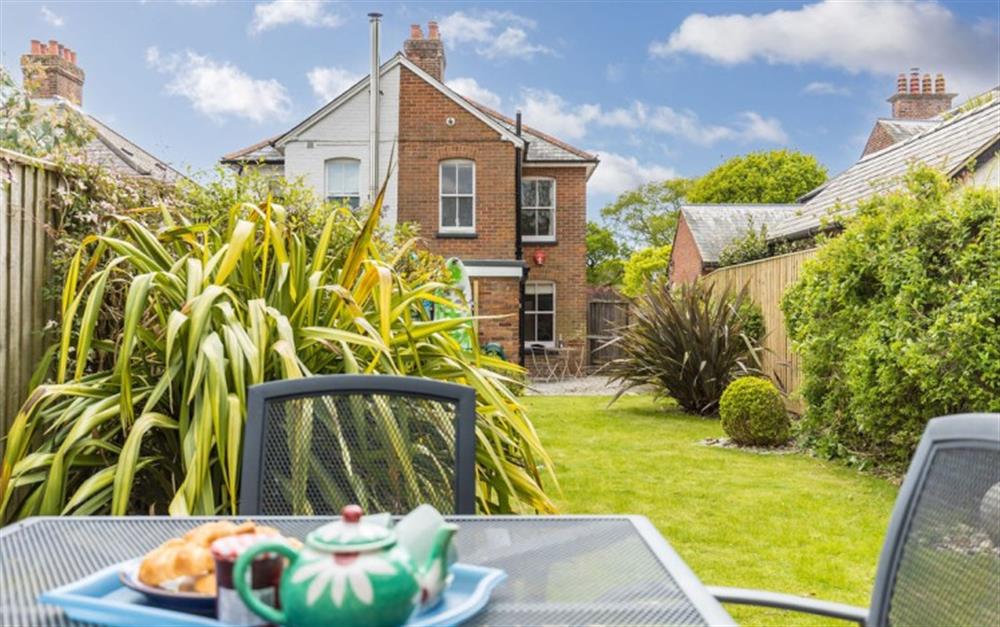 Enjoy the garden at Pebble Cottage in Lymington