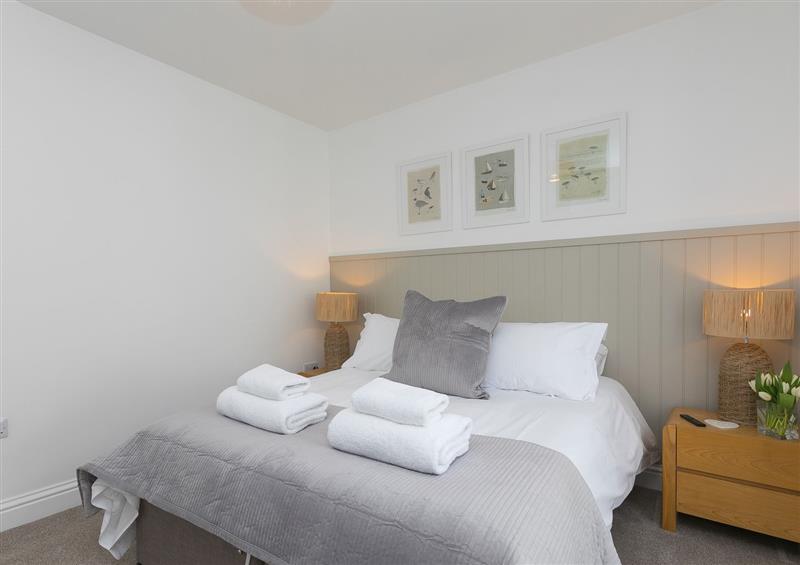 One of the 3 bedrooms (photo 2) at Pebbles, St Ives
