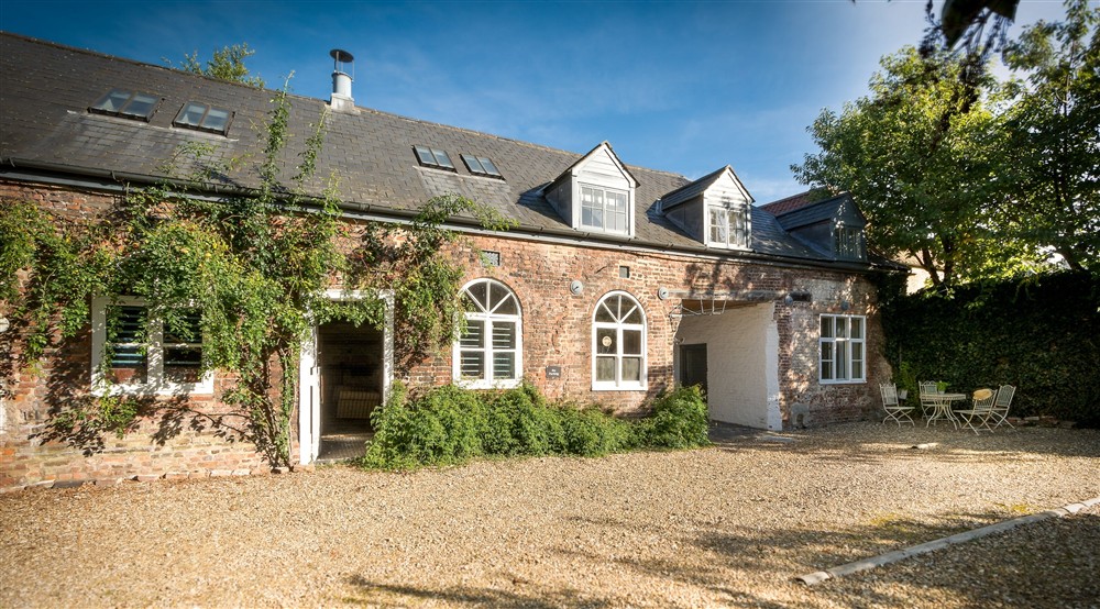 The exterior of Coach House Loft and Peckover Stable Lodge, Cambridgeshire (photo 2) at Peckover Stable Lodge in Wisbech, Cambridgeshire