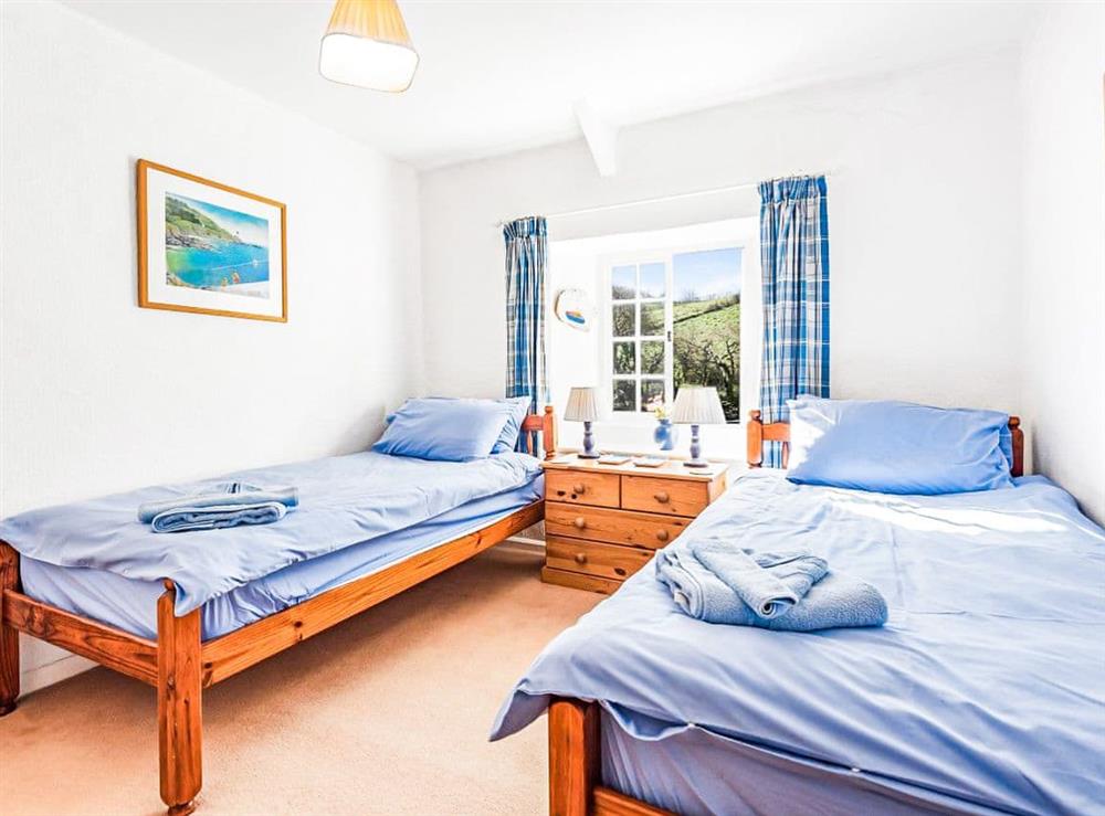 Twin Bedroom at Pedlars in Ruan Lanihorne, Cornwall