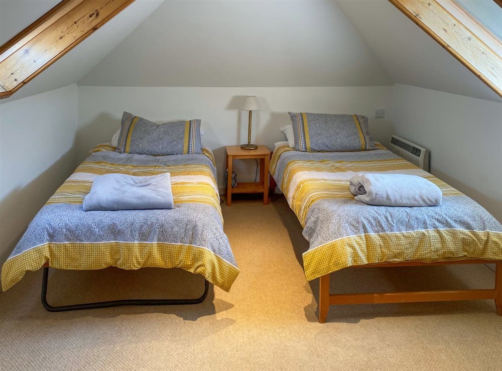 Twin bedroom at Pedn-Y-Ke in Mullion, Cornwall
