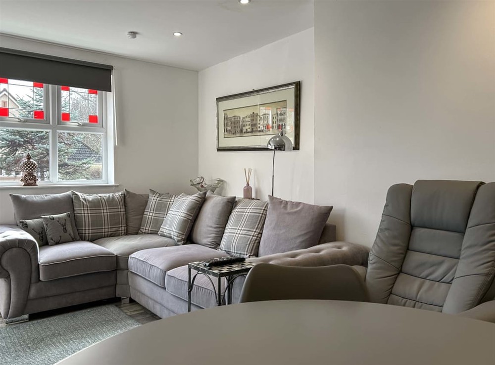 Living area at Peebles Apartment in Peebles, Peebleshire