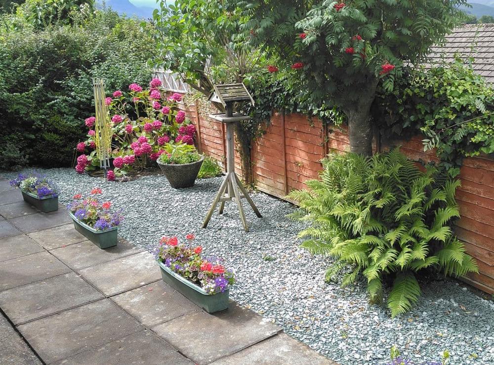 Paved patio area with attractive planting at Peel Wyke in Keswick, Cumbria