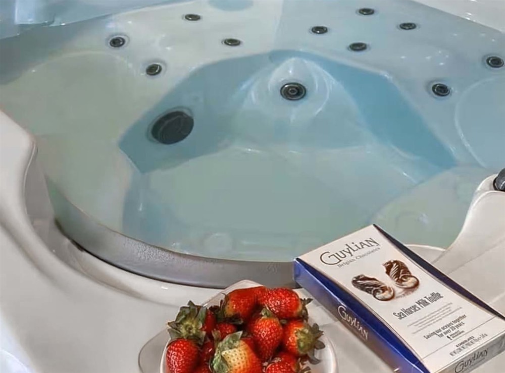 Hot tub at Peewit Cottage in Rowley, near Consett, Durham