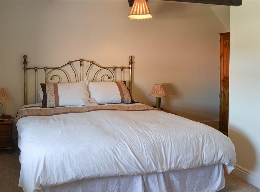 Double bedroom at Granary Cottage, 