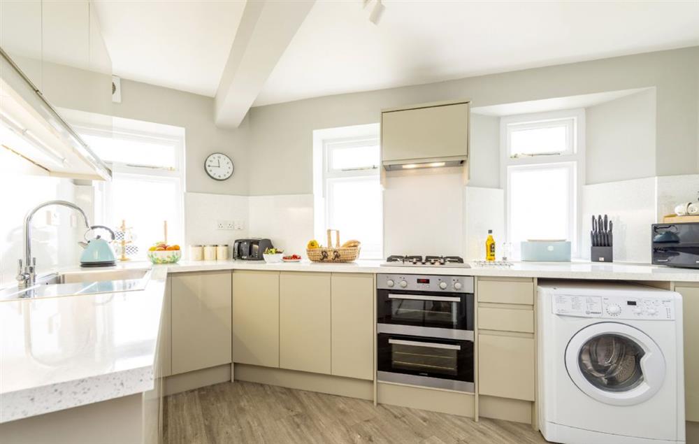  Spacious fully equipped kitchen at Pelorus Cottage, Trevose Head Lighthouse
