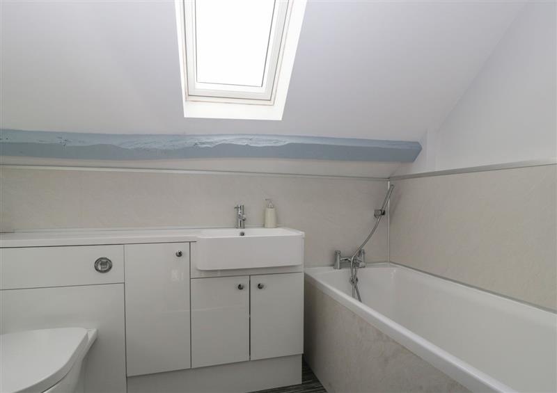 The bathroom (photo 2) at Pen-Croeslan Bach, Ffawyddog near Crickhowell