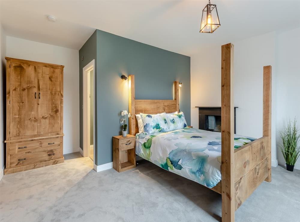 Double bedroom (photo 6) at Pen Isar Llan in Bala, Gwynedd