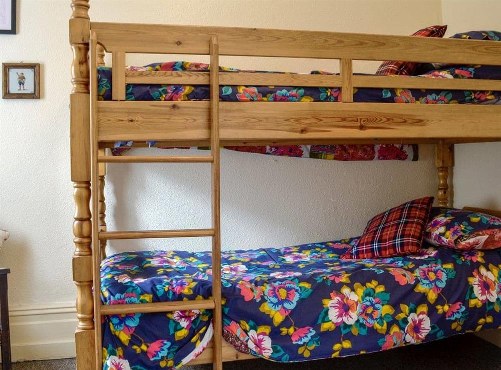 Bunk bedroom at Pen-Y-Mount East in Llan Ffestiniog, near Blaenau Ffestiniog, Gwynedd