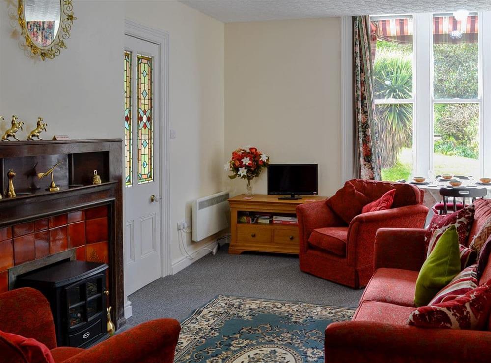 Comfortabel living/ dining room at Pen-Y-Mount East in Llan Ffestiniog, near Blaenau Ffestiniog, Gwynedd