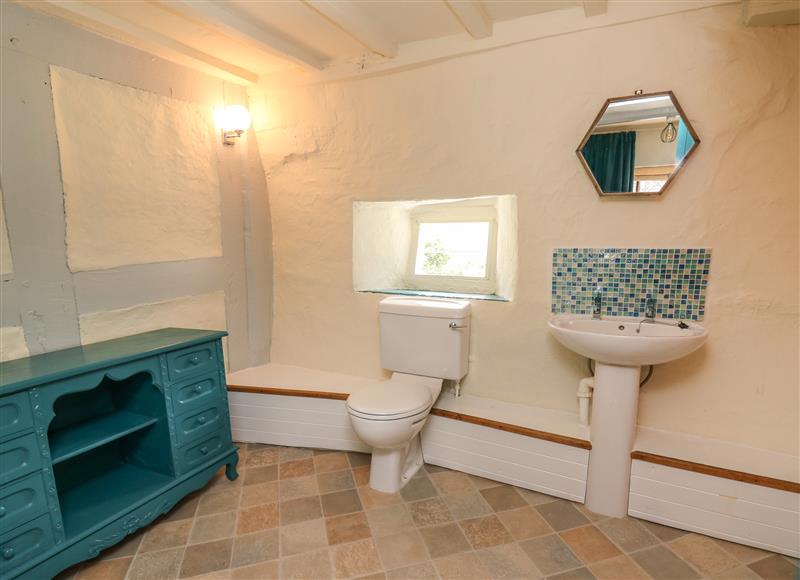 Bathroom (photo 2) at Penarth, Cregrina near Builth Wells