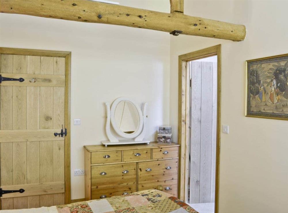 Double bedroom (photo 3) at Pendre Isa in Pont-Rhyd-y-Groes, Dyfed