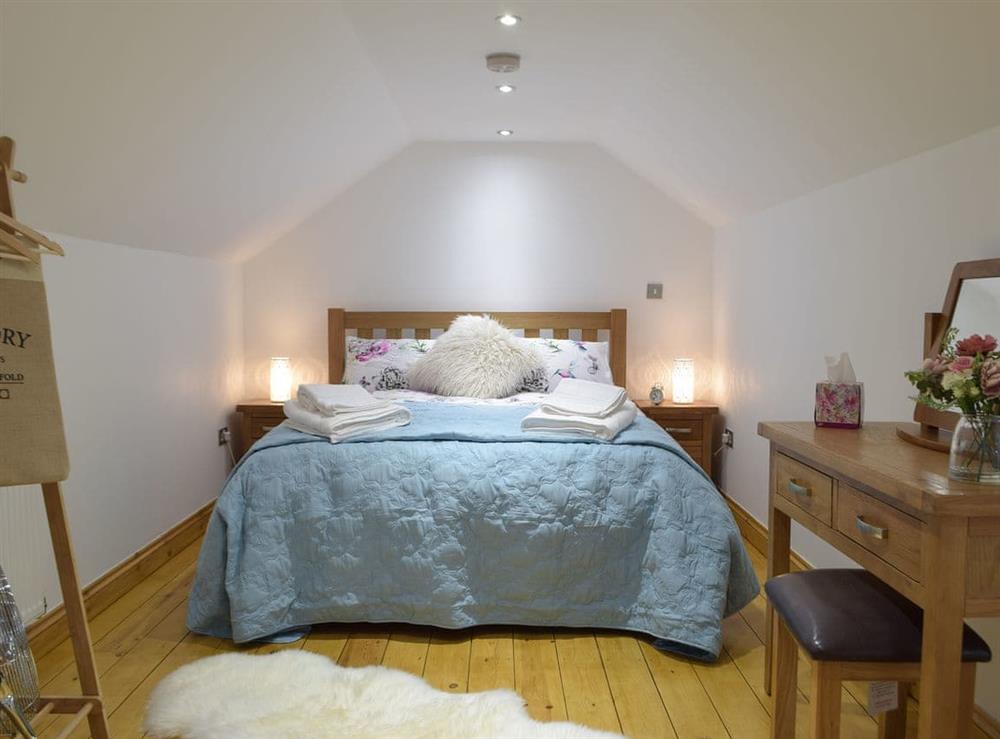 Double bedroom at Bluebell Cottage, 