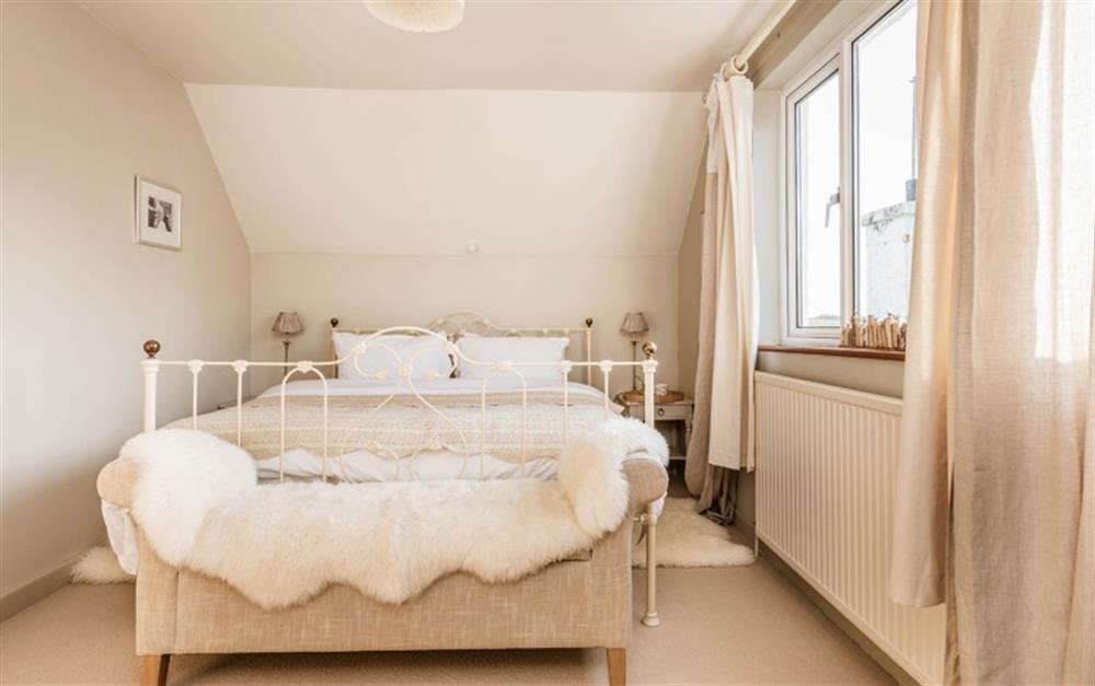 There's a double bed in the third bedroom, plus a useful vanity unit. at Penmorva in Helford Passage