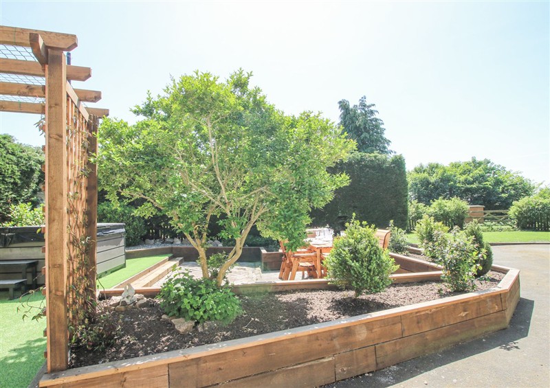 The garden (photo 2) at Pennal Cottage, Maesbury Marsh near Knockin
