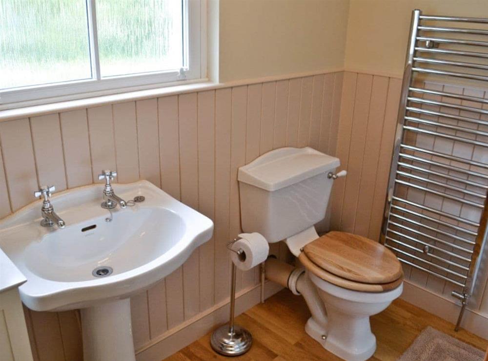 Bathroom at Penney Cottage  in Biscovey, near St Austell, Cornwall