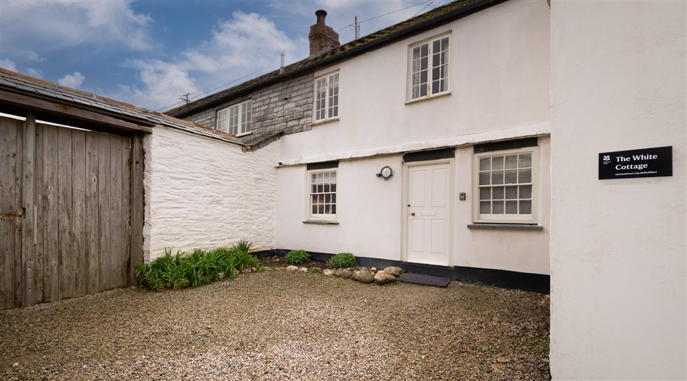 The exterior of The White Cottage, Cornwall at Penny Cottage in Port Isaac, Cornwall
