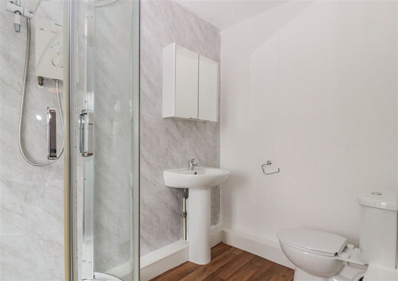 The bathroom at Penny Farthing Inn, Aston Crews near Ross-On-Wye