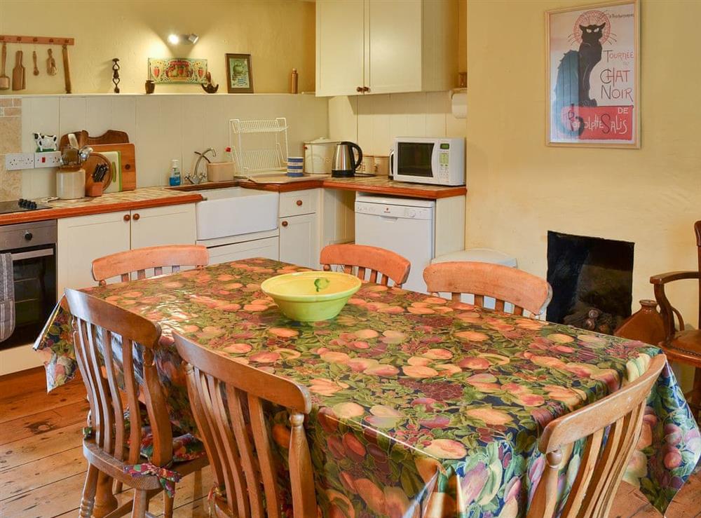Kitchen/diner (photo 3) at Pennywells Cottage in Alnwick, Northumberland