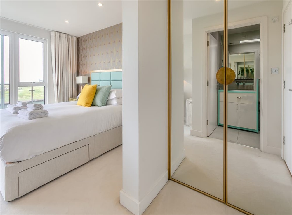 Double bedroom (photo 5) at Penthouse 14 Oceangate in Newquay, Cornwall