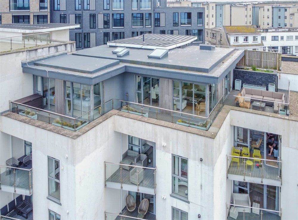 Exterior (photo 2) at Penthouse 14 Oceangate in Newquay, Cornwall