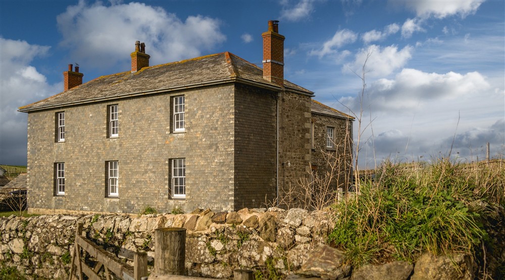 The exterior of Pentire Head Farmhouse, Cornwall (photo 2) at Pentire Head Farmhouse in Polzeath, Cornwall