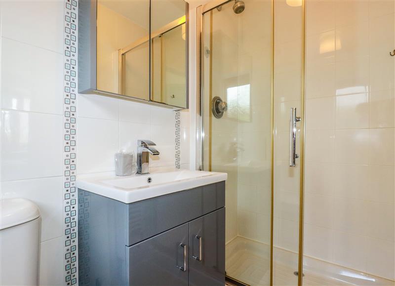 The bathroom at Pentire Reach, Crantock