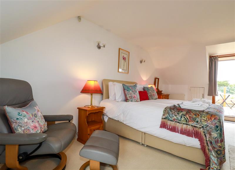 The living area (photo 3) at Pentire Reach, Crantock