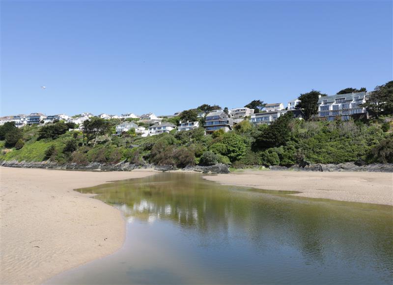 The setting around Pentire Reach at Pentire Reach, Crantock