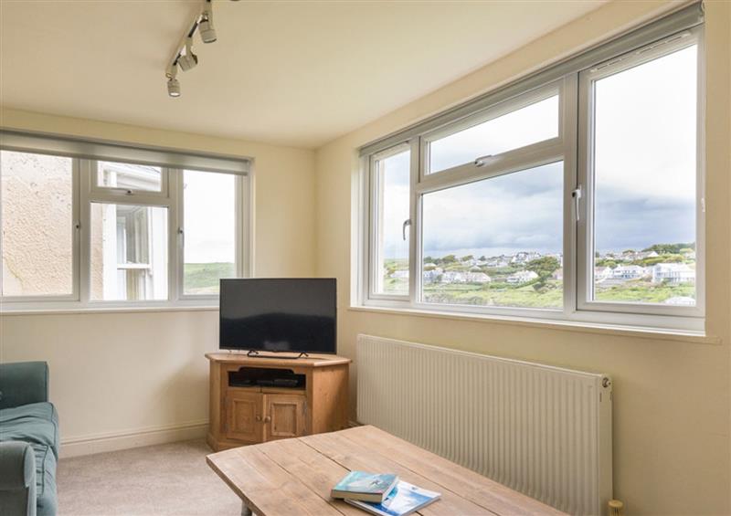The living area at Pentire View (3), Polzeath