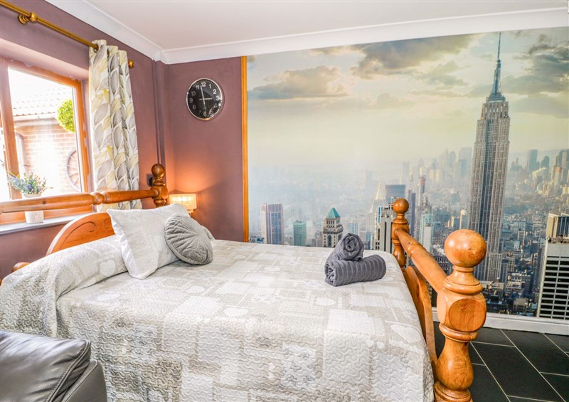 This is a bedroom (photo 2) at Pentre Country Studio, near Chirk