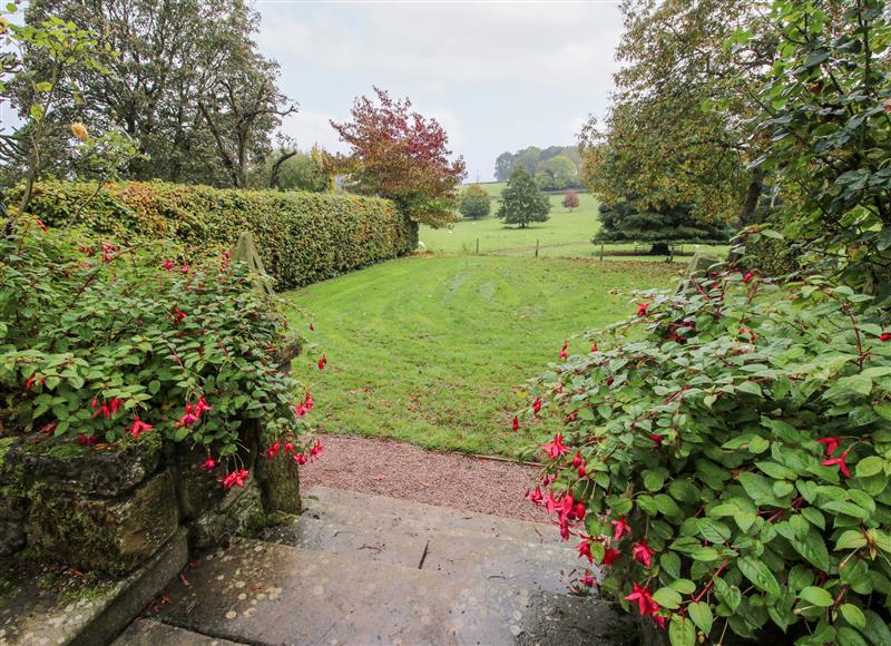 Enjoy the garden (photo 3) at Pentre Hall, Bronygarth near Chirk