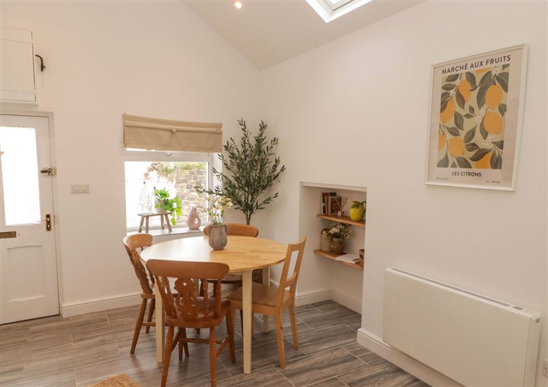 The dining room at Pentwyn, Solva