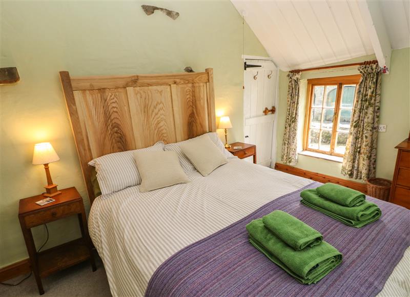 One of the 2 bedrooms at Penyrallt Fach Cottage, Pentre-Cwrt