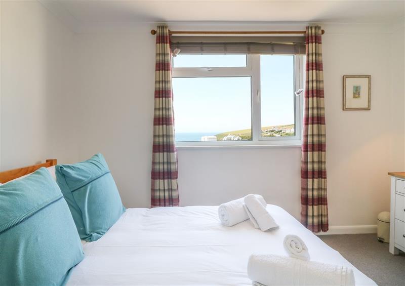 This is a bedroom (photo 5) at Pepperpots, Mawgan Porth