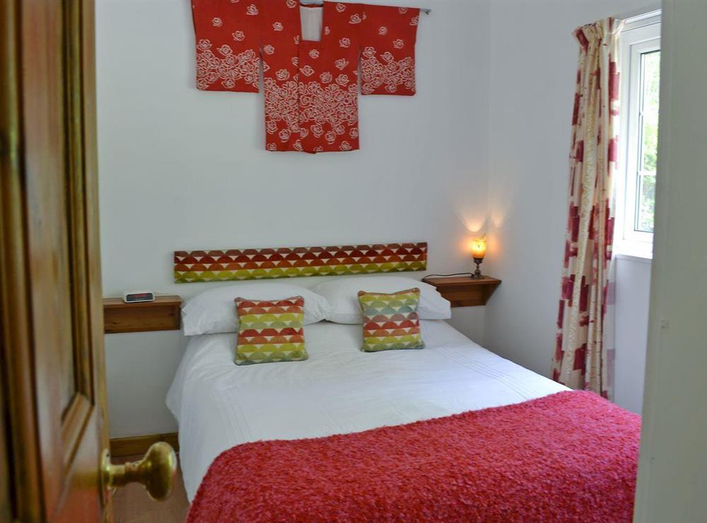 Pretty double bedroom at Stable End, 