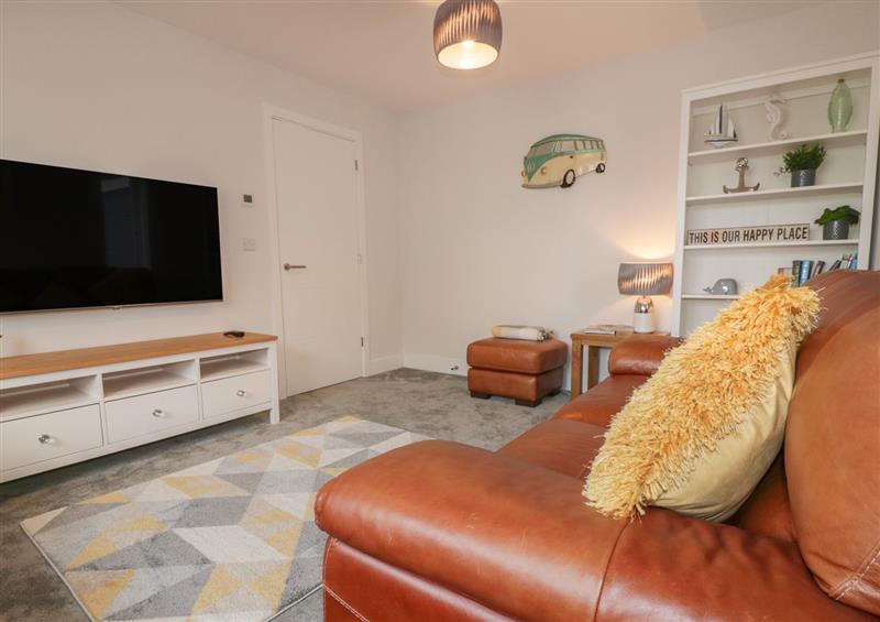 Enjoy the living room at Periwinkle, Crantock