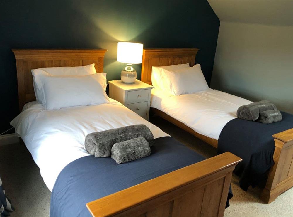 Twin bedroom at Perkins Cottage in Woolley Moor, near Chesterfield, Derbyshire